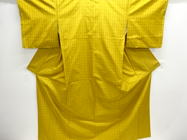 さ*ん様 本場黄八丈 平織り 紬 粋な格子柄 着物 正絹 UU-6548 さ*ん様 本場黄八丈 平織り 紬 粋な格子柄 着物 正絹 UU-